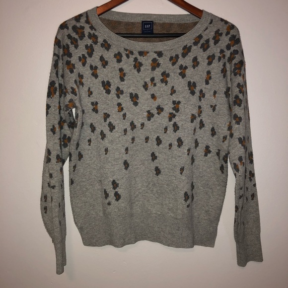 GAP Sweaters - ❗️ SALE ❗️ Gray Leopard Crewneck Sweater